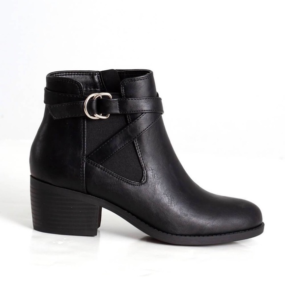 New black booties with buckle - Picture 2 of 7